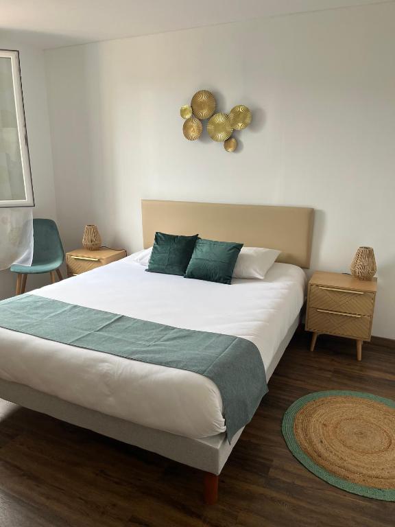 Hotel De Provence - Housity