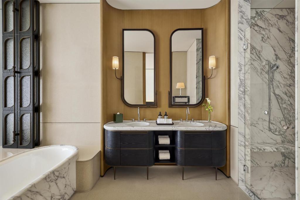 Waldorf Astoria Shanghai Qiantan photo 4