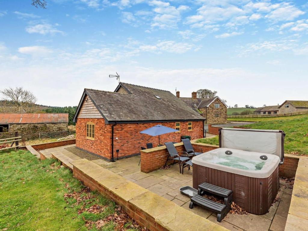 Gallery image of 2 Bed in Craven Arms oc-94099 in Clun