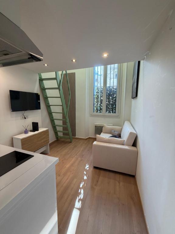 Studio Moderne à 10 min à pied Palais & Plages