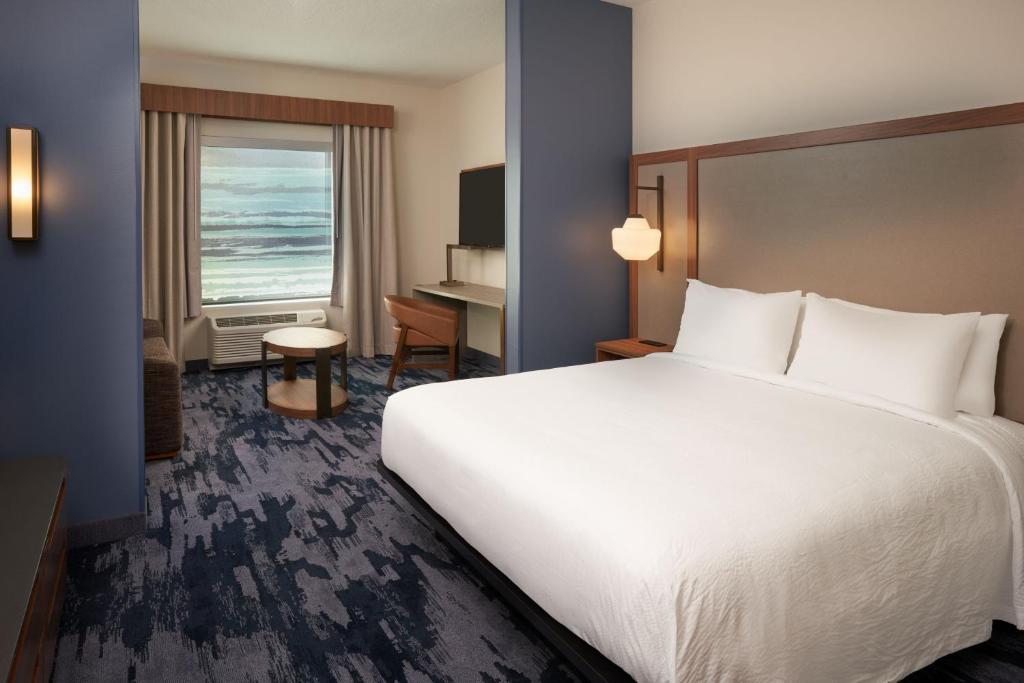 Fairfield by Marriott Inn & Suites West Palm Beach photo