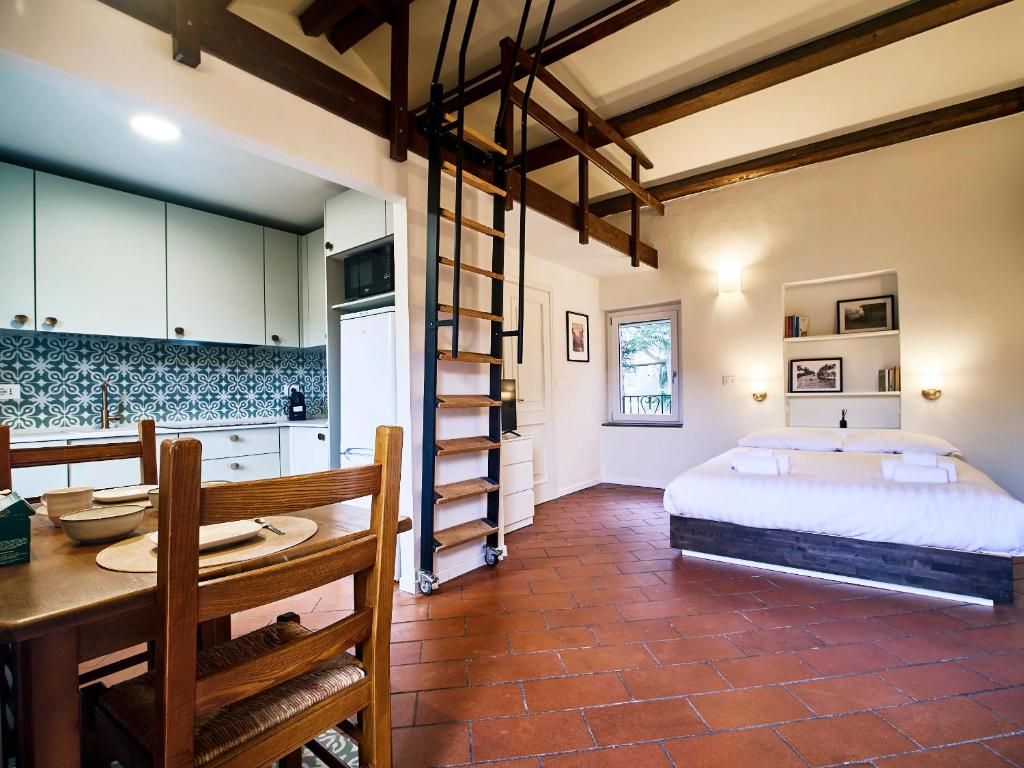 Bright & Quiet Studio near San Siro