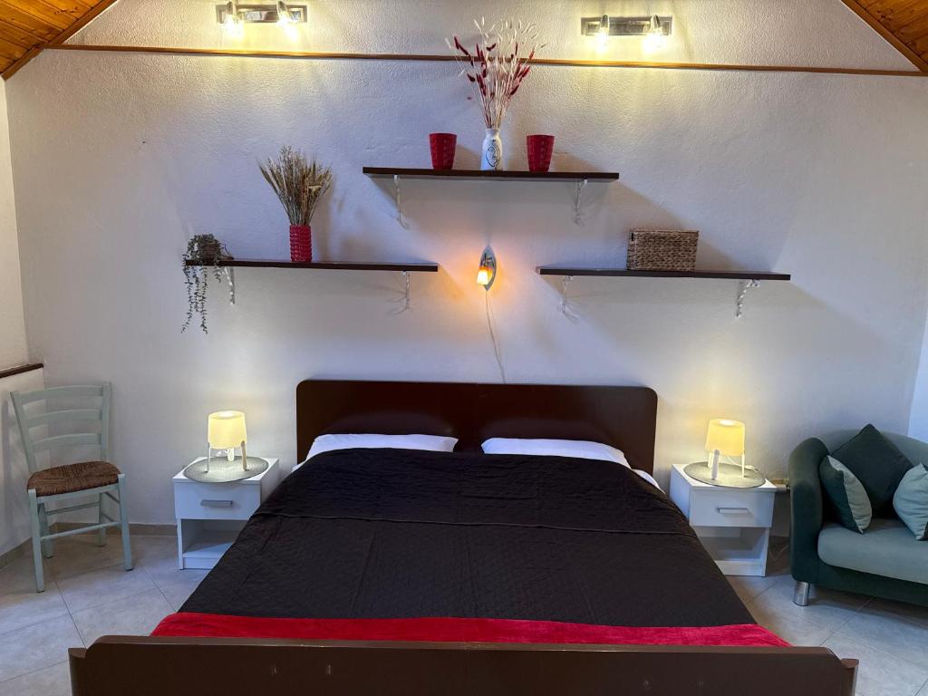Stay At Bruno's - Studio apartment between Marjan and Riva