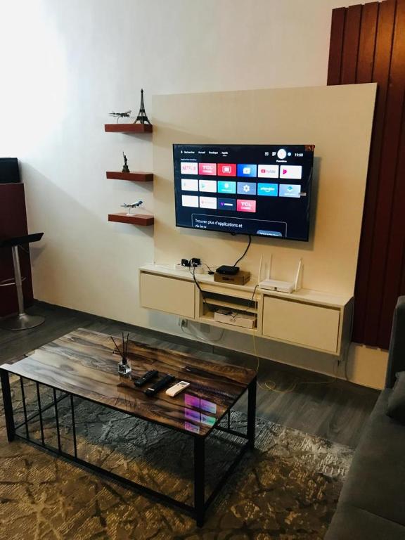 TV a/nebo společenská místnost v ubytování Appartement HAP