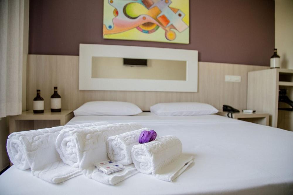  Eunapolis Plaza Hotel