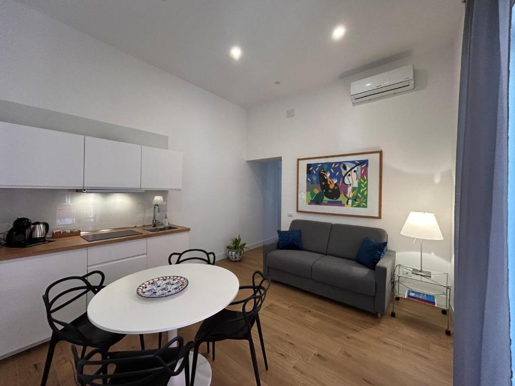 Naples Guest House - Arenella - One-Bedroom Apartment
