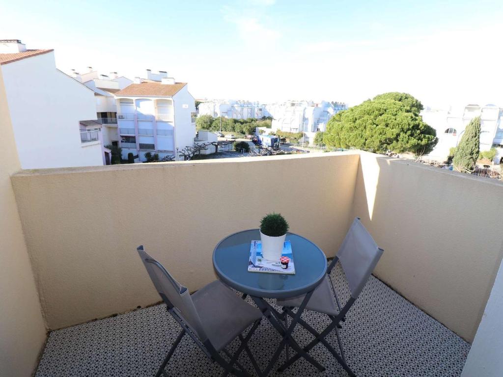 2 pièces rénové proche plage avec parking privé