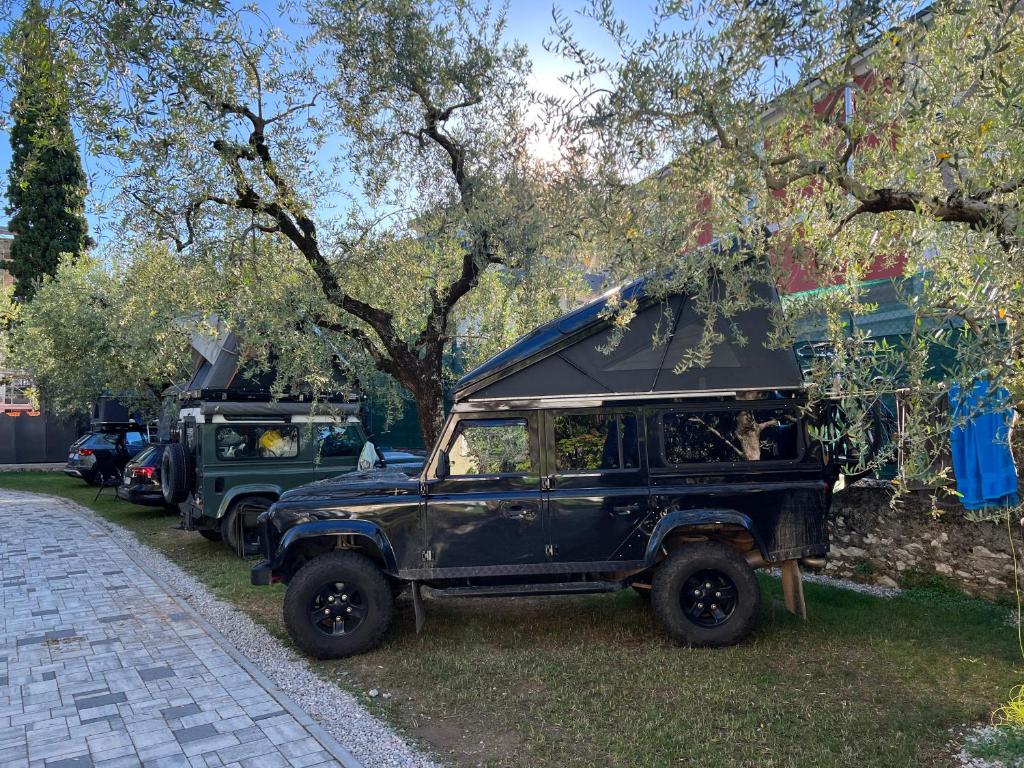 Al Lago Camping & Rooms - Empty Pitch For Tent