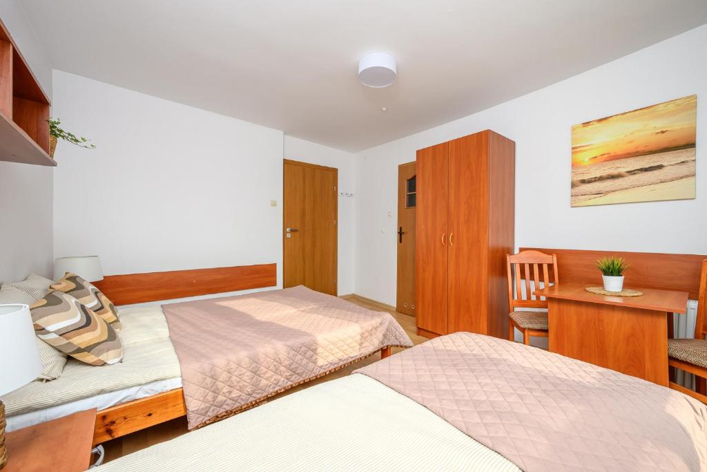 Pokoje Gościnne Sztorm nad morzem w Darłówku - Triple Room With Balcony