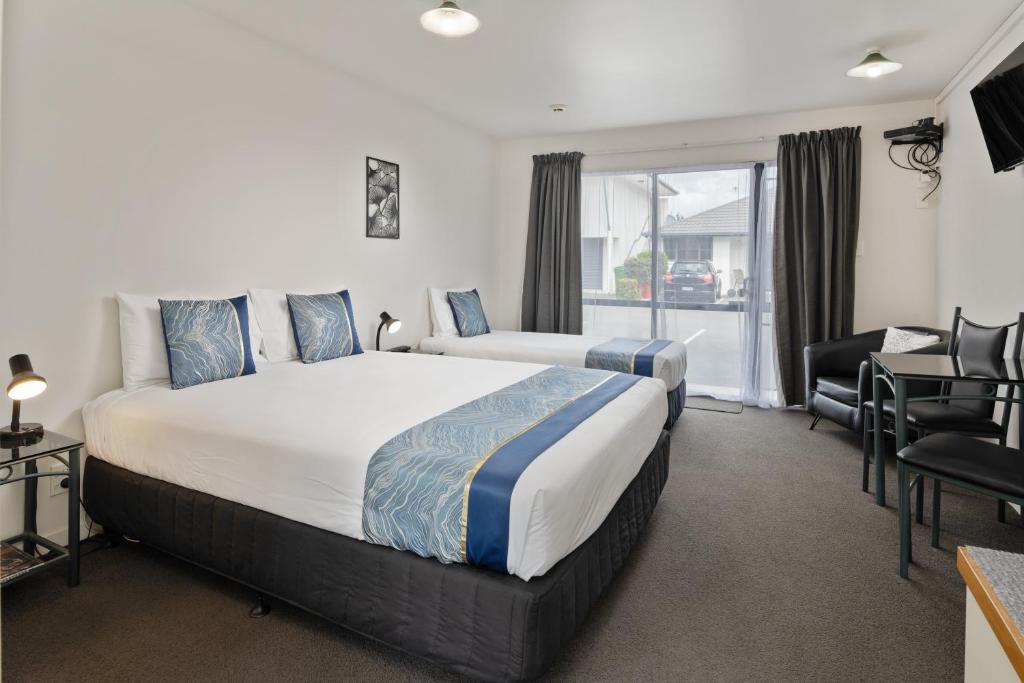ASURE Phoenix Motor Inn - 