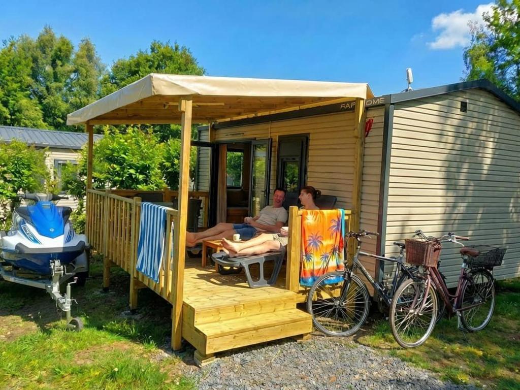 Mobil-home confortable avec terrasse à Saint-Gérons - API-1-52-1311