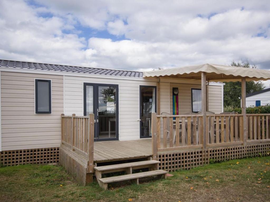 Mobil-home avec terrasse - 6 pers. - API-1-52-1969