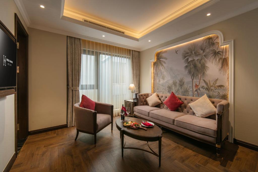 Suite Có Phòng Khách