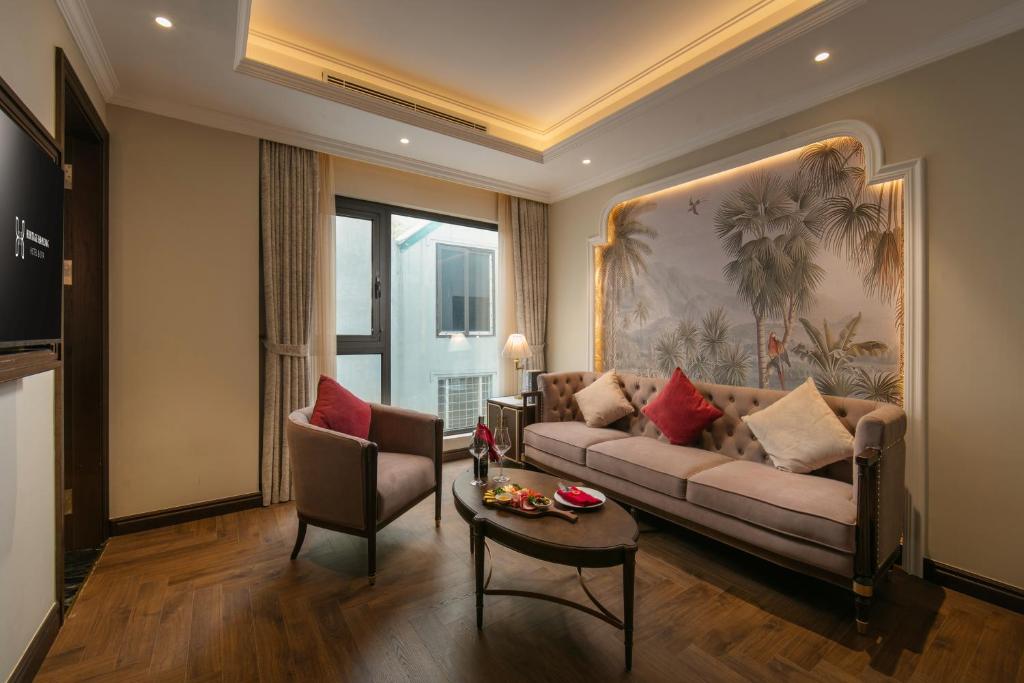 Suite Có Phòng Khách