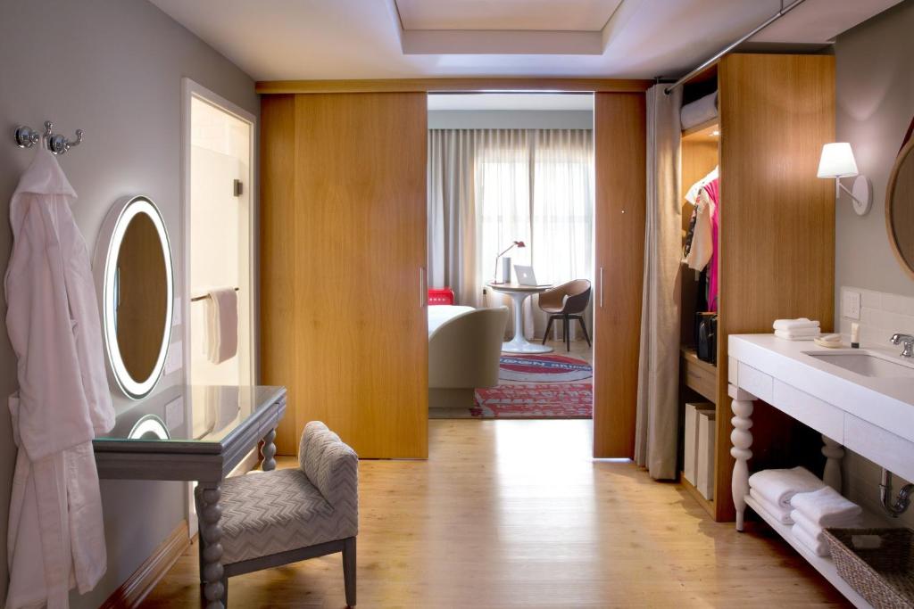 Hotel photo 30