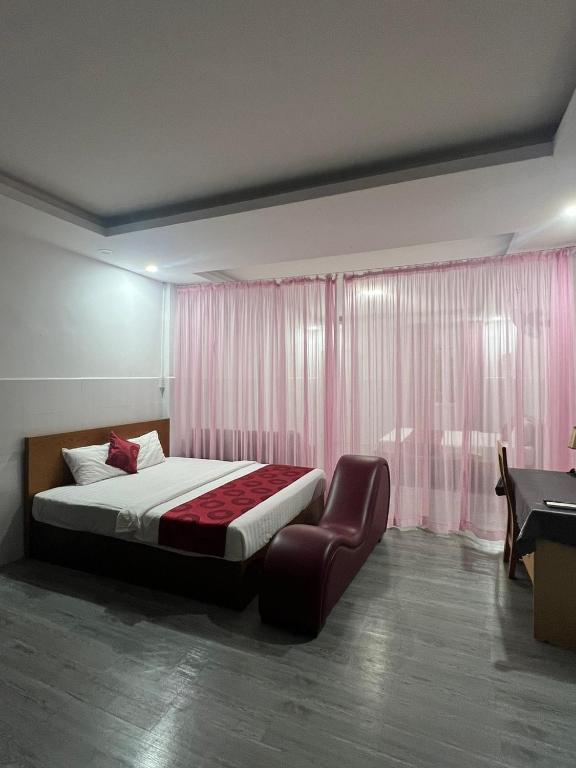 NGỌC HƯNG HOTEL - Camera Familiare Con Bagno