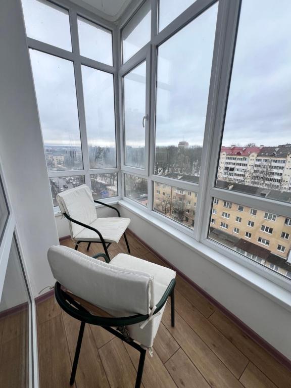 Gallery image of White Apartment Melnyka10 in Ivano-Frankivsk