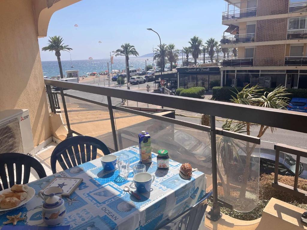 FS010-4106 Appt 2 pièces 4 personnes FREJUS