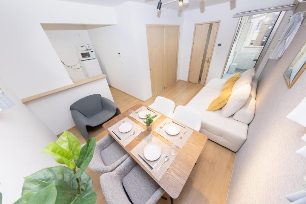 11 min from Nagoya 2 beds and sofa bed Up to 5