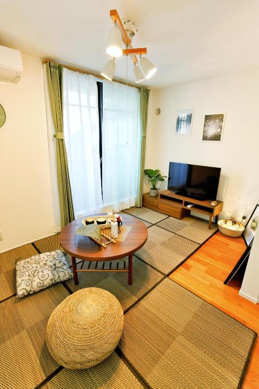 GM3442 Quiet 3-Story Home for 6 near Shinjuku