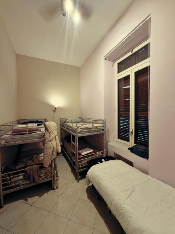 Naples Pizza Hostel - Housity