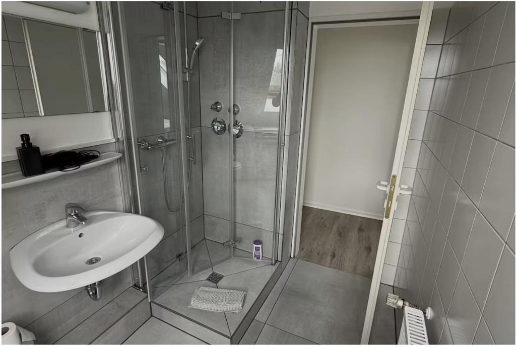 Swetis Passage - One-Bedroom Apartment