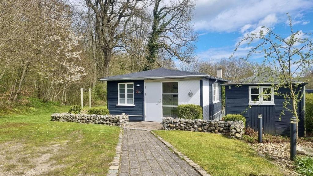 Gallery image of Ferienhaus-am-Wald-mit-Kamin-und-zwei-Terrassen in Haderslev