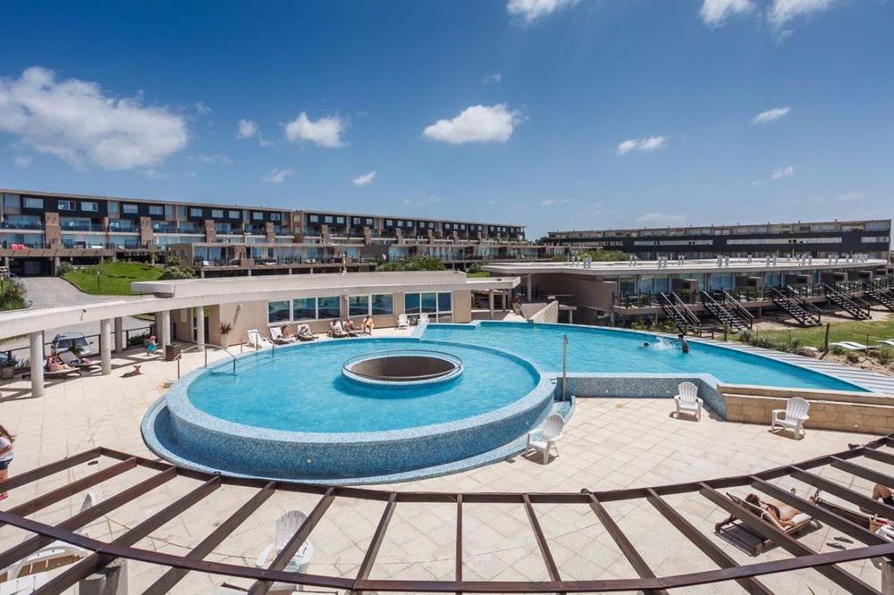 Linda Bay Beach & Resort Spa