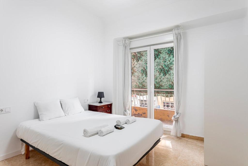 Guest Ready - Bright flat well‑located urban stay