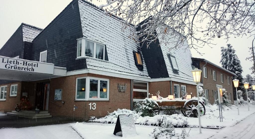 Lieth-Hotel-Grünreich v zimě
