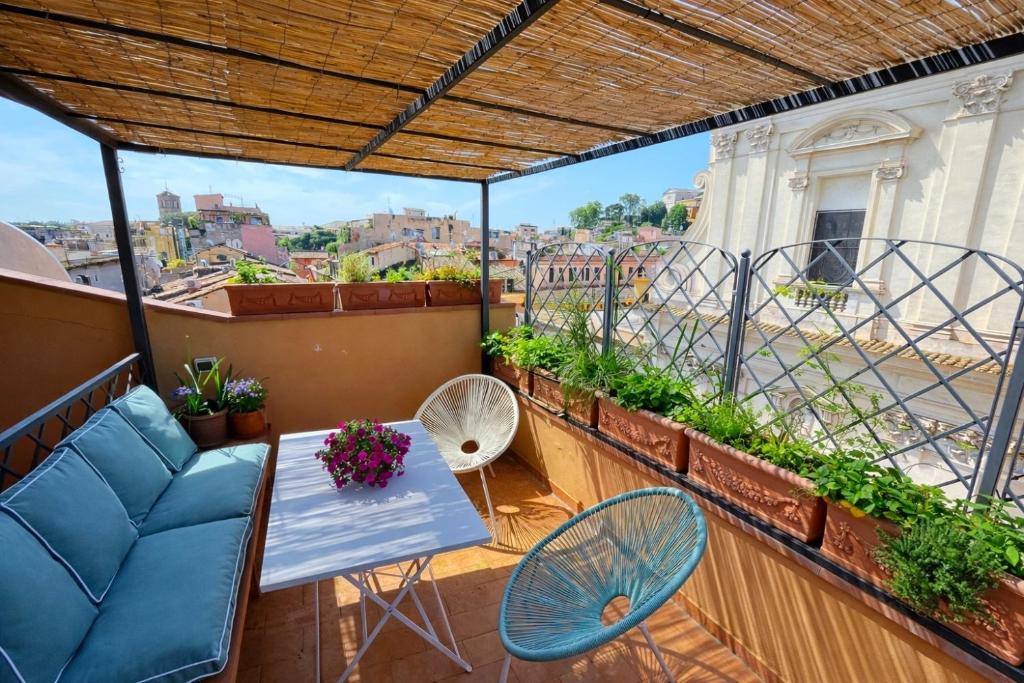 Panoramic Terrace Trastevere Apartment, Central with amazing view