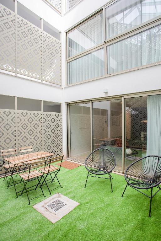 NAX Apartments by Liiiving