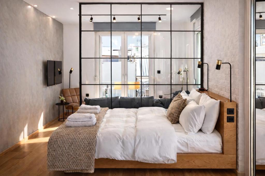 AK Premium Loft