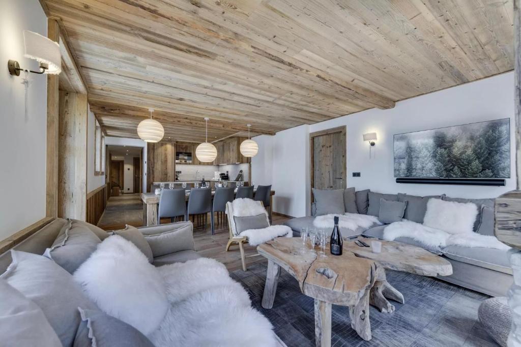 Stunning High-End Apartment with balcons Les Rives de lIsère 3