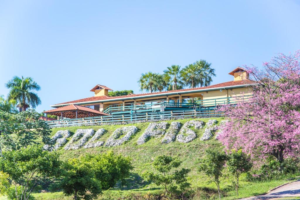 Hotel Gold Fish - Housity