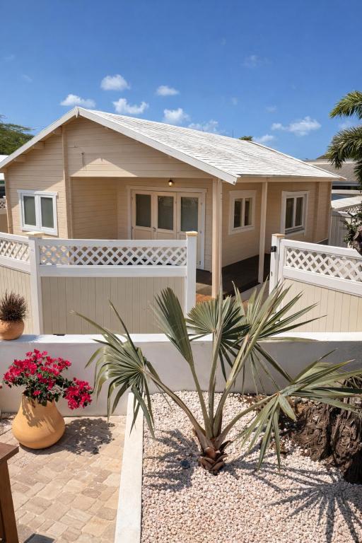 Manco Five Lodges Aruba
