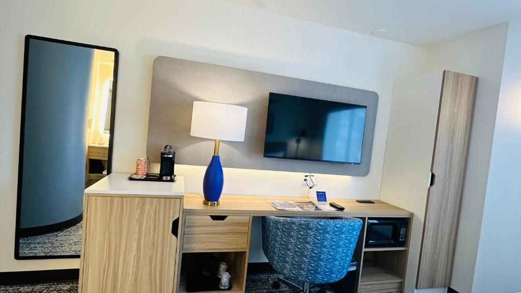 Sleep Inn South Jordan-Sandy - Superior Efficiency King Room - Non-Smoking
