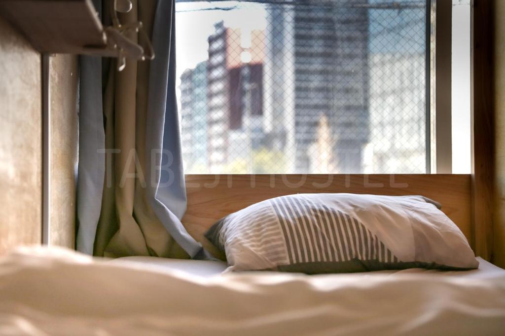 Fukuoka Tabiji Hostel 福岡旅路ゲストハウス - Litera En Habitación Compartida Mixta