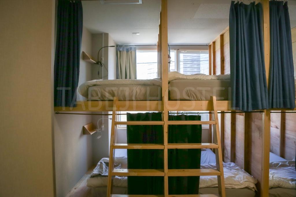 Fukuoka Tabiji Hostel 福岡旅路ゲストハウス - Litera En Habitación Compartida Mixta