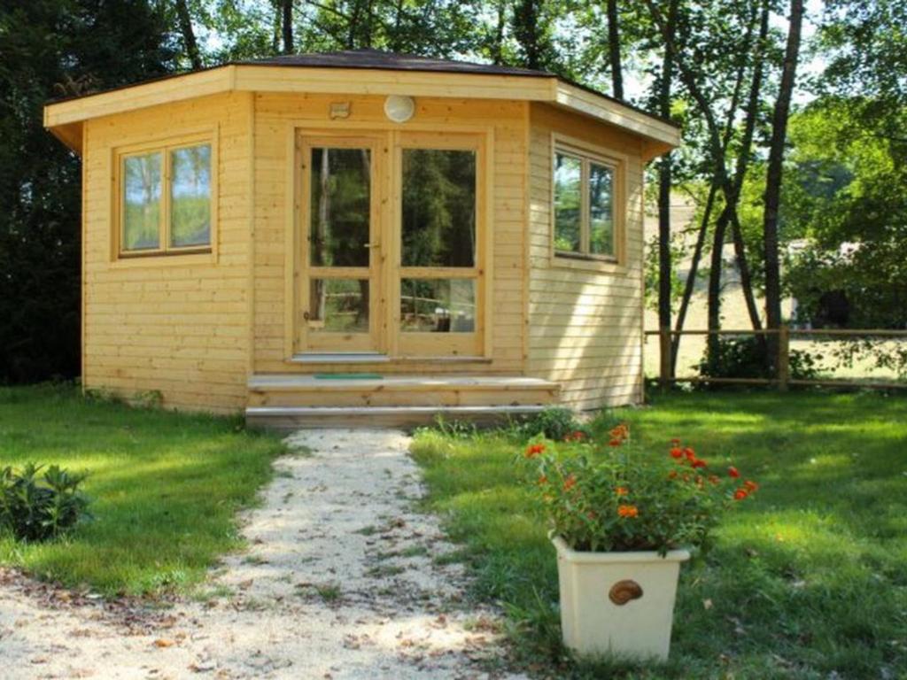 Cabane PMR Adaptée pour 5 Pers. - API-1-52-1700