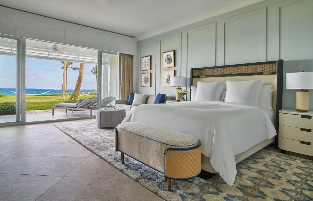 Oceanfront Room King Bed