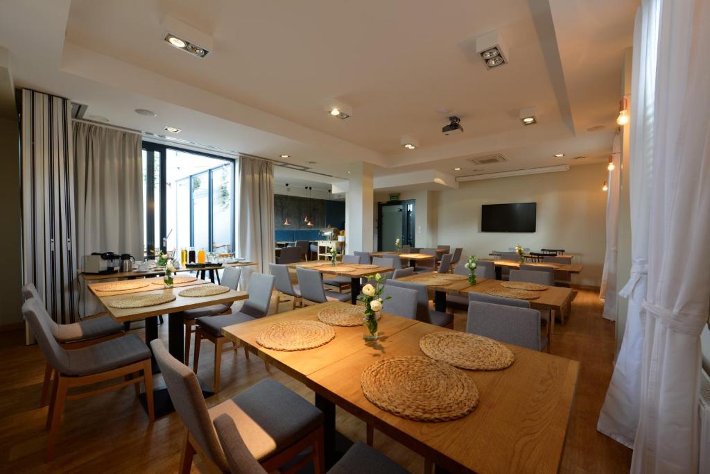 Posezení v ubytování Hotel Faros Gdansk Airport