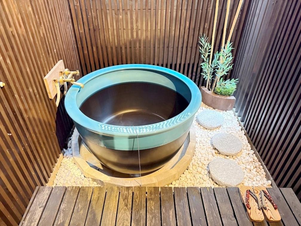 最大8名 露天風呂付き京町家 伏見 桃山 家族 グループ向け一棟貸し 衣千花 Ichika