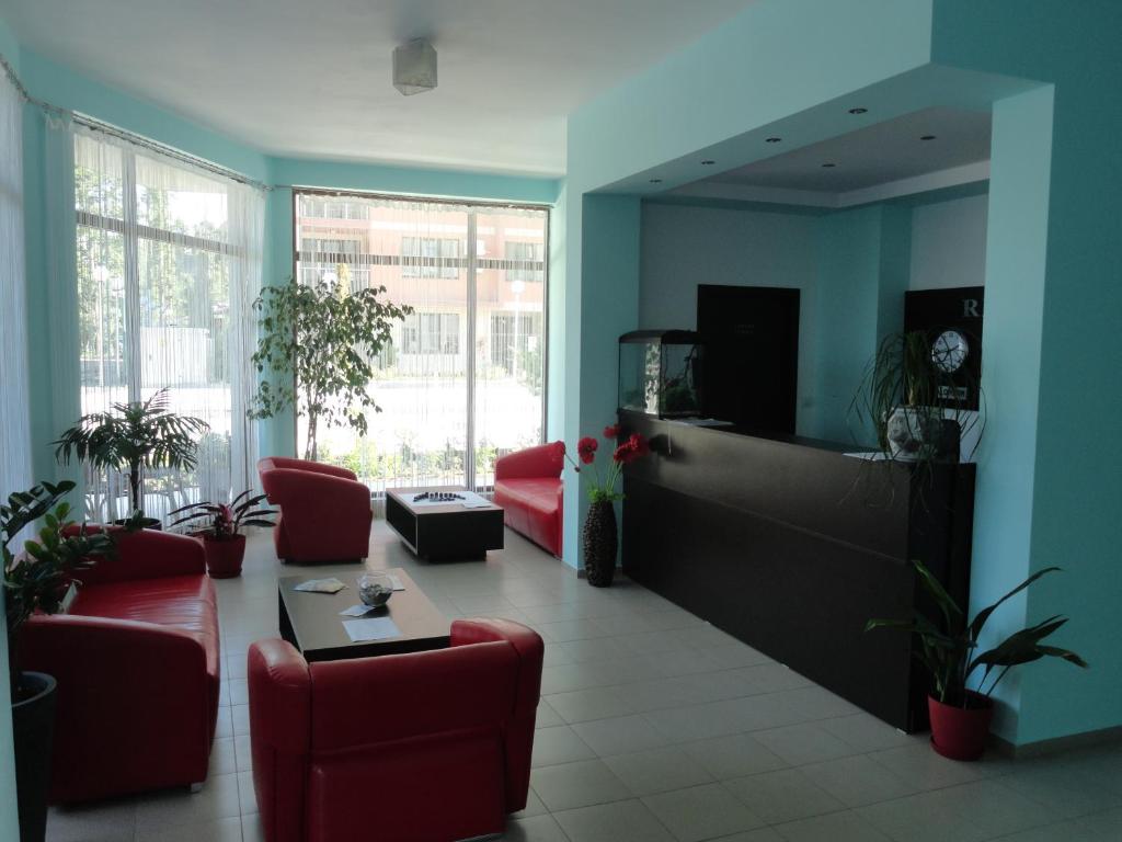 TV a/nebo společenská místnost v ubytování Cantilena Complex