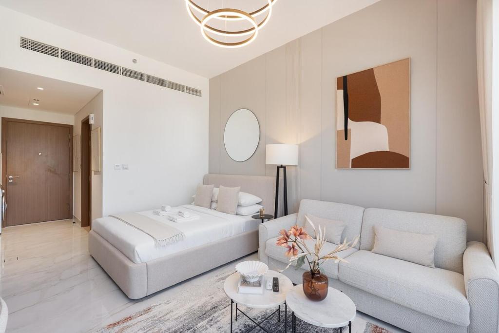 فضای داخلی Cozy studio in Azizi Mirage 1 Dubai Studio City در دبی - تصویر ۳