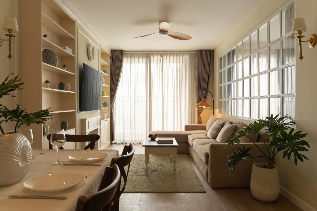 The Tresor – Premium 3BRs City Center, District 4, 300m Nguyen Hue walking street