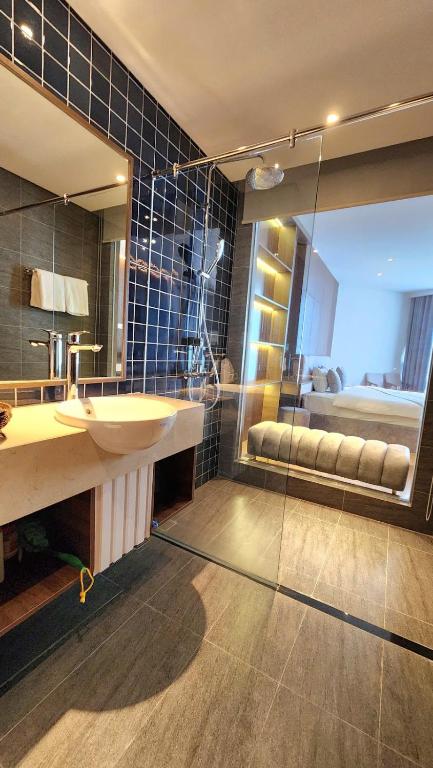 Suite Junior Nhìn Ra Vườn