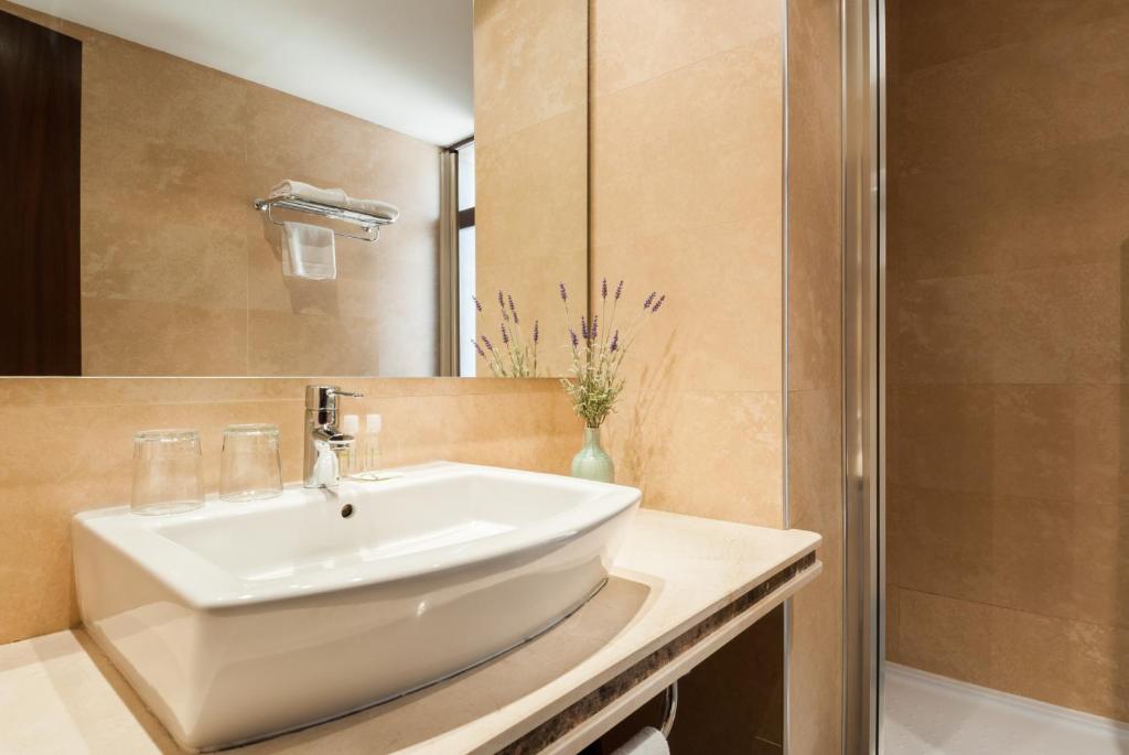 Koupelna v ubytování Hotel Alcántara