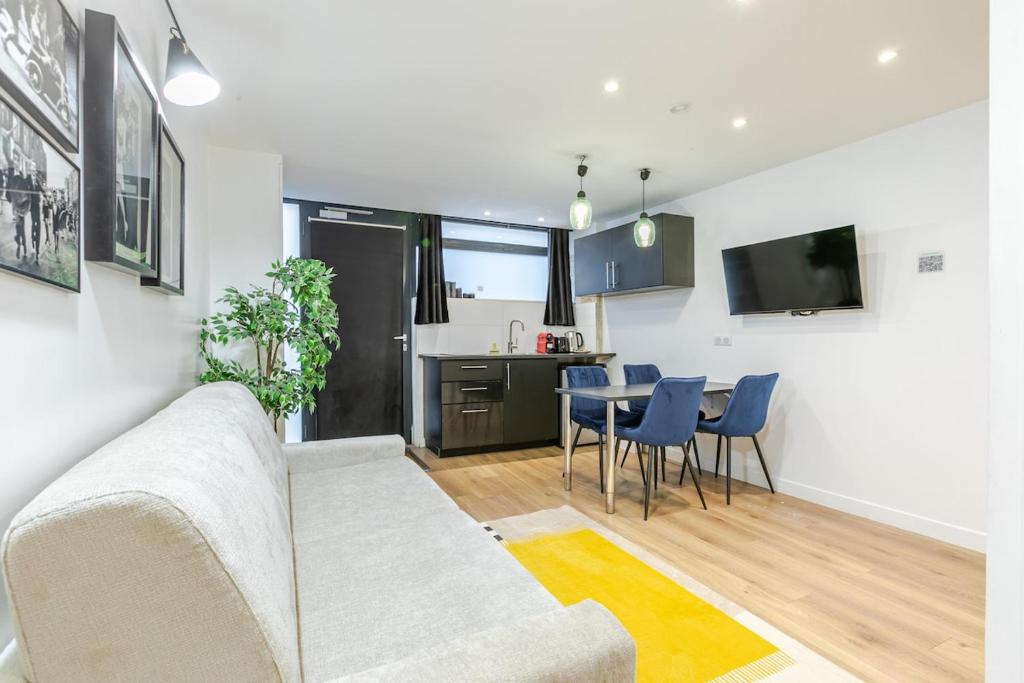 Magnifique petit appartement Parisien