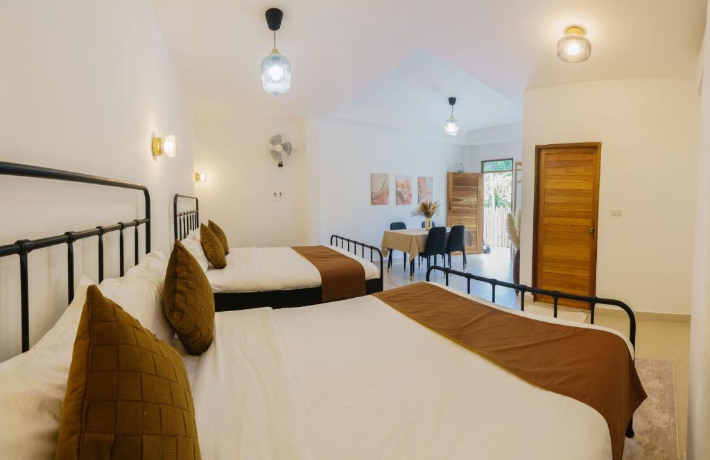Aura Koh Tao - Deluxe Queen Room With Two Queen Beds